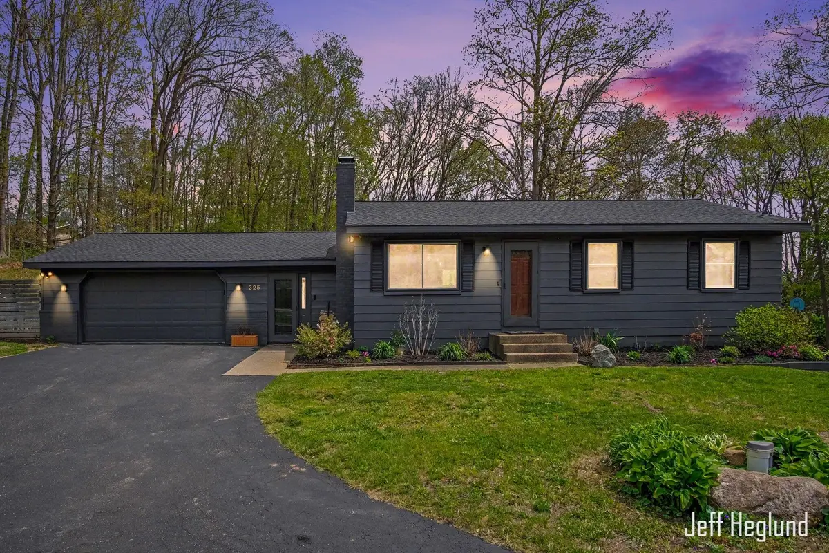 325 Alden Nash Avenue Se, Lowell, MI 49331 - #1