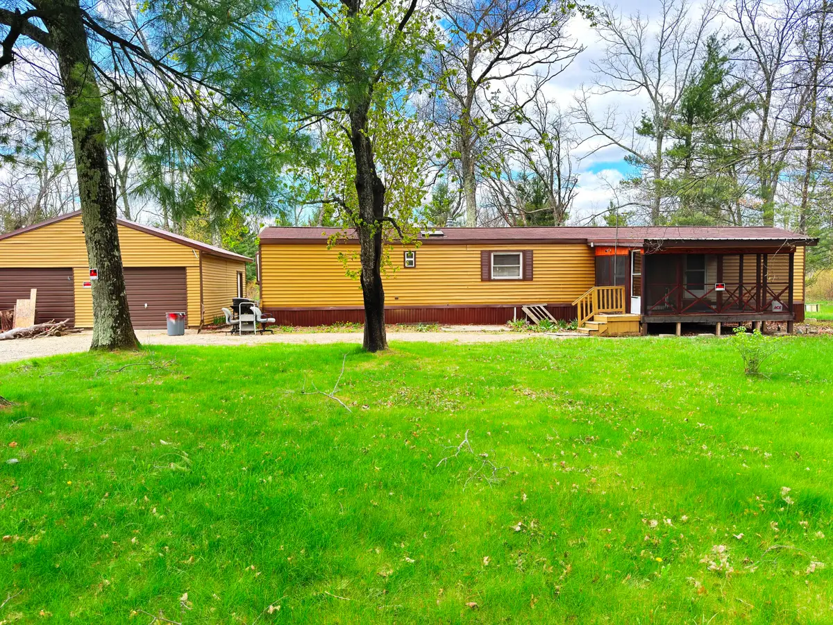 9189 S Oakland Drive, Baldwin, MI 49304 - #1