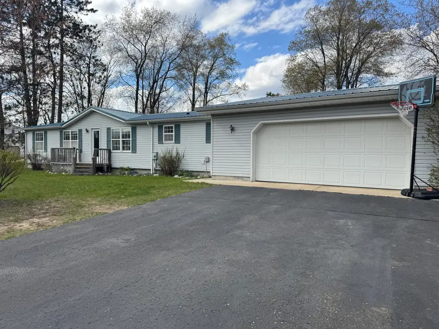 5206 S Riverview Drive, Lake City, MI 49651 - #2
