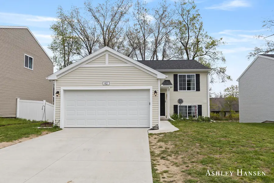 812 Strauss Court, Greenville, MI 48838 - #2