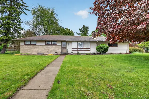 814 N Drake Road, Kalamazoo, MI 49006