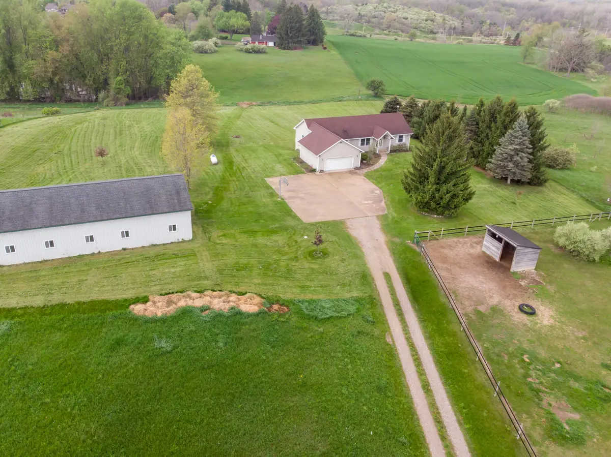 6520 Peckins Lane, Manchester, MI 48158 - #1