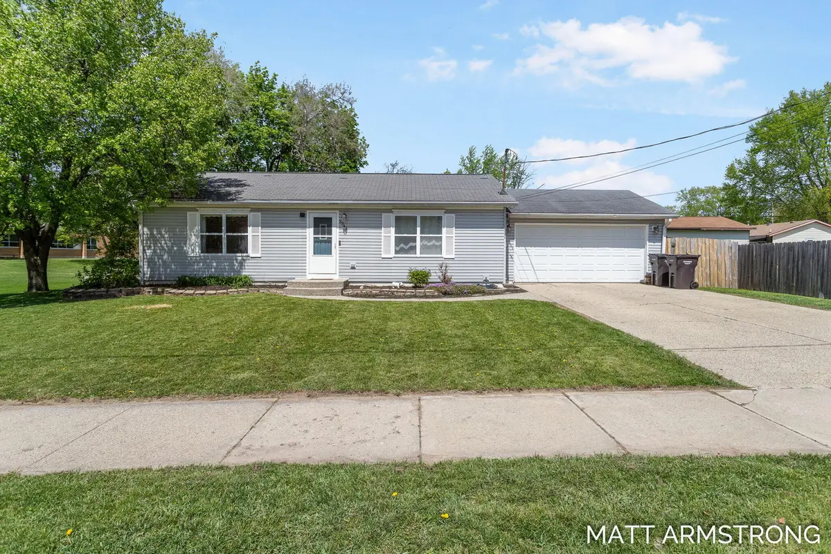 3341 30th Street Sw, Grandville, MI 49418 - #1
