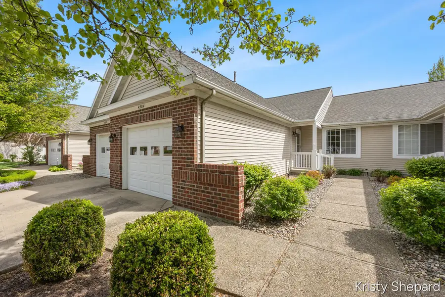 4504 Woodrose Court Se, Grand Rapids, MI 49508 - #3
