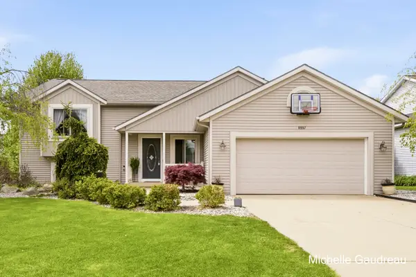 8997 Lenter Drive Se, Caledonia, MI 49316