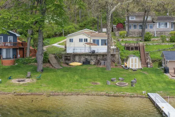 58484 E Clear Lake Road, Three Rivers, MI 49093