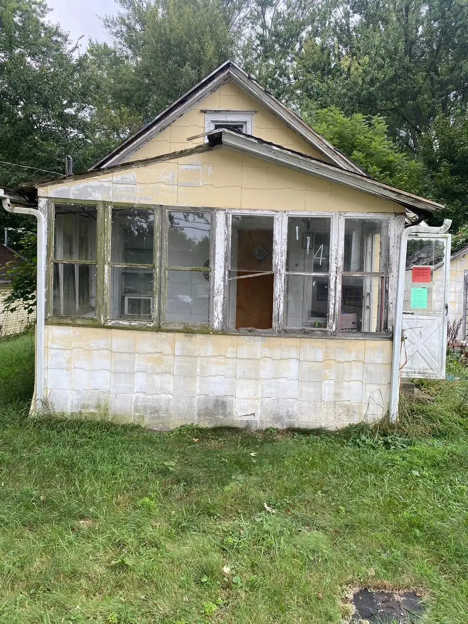 114 Ridge Street, Jackson, MI 49203 - #1