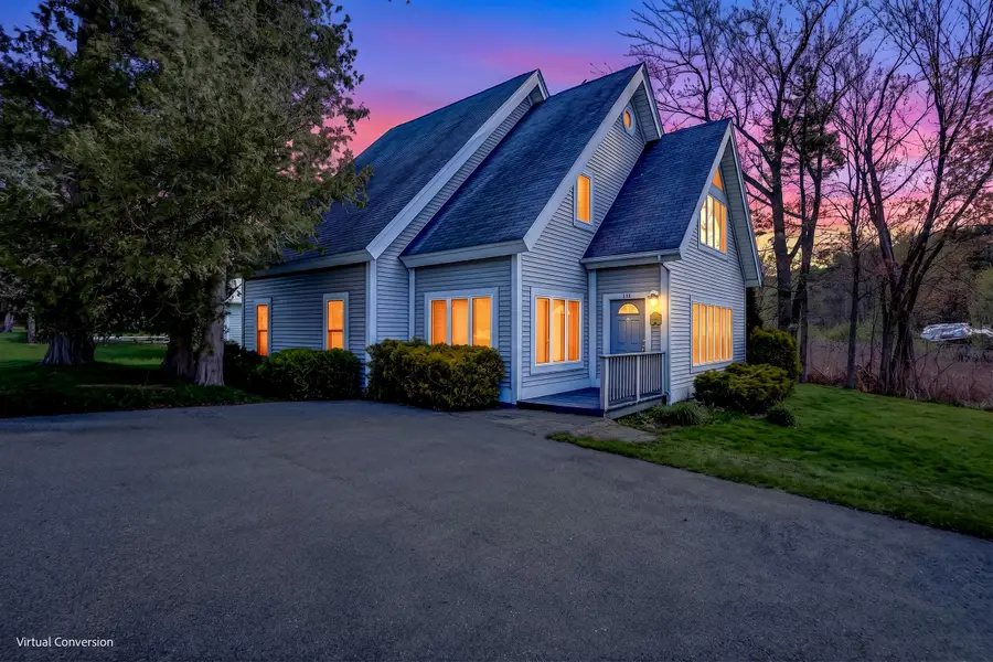 558 S Wythe Street, Pentwater, MI 49449 - #3