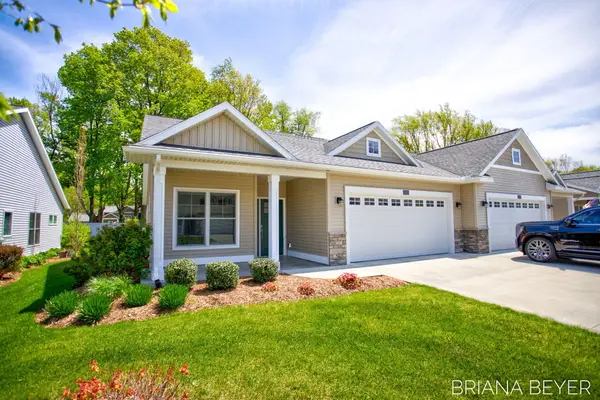 1003 Maplewood Court, Holland, MI 49423