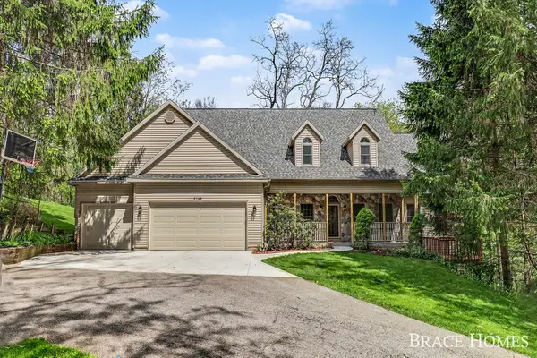 2155 Timber Valley Drive Ne, Grand Rapids, MI 49525