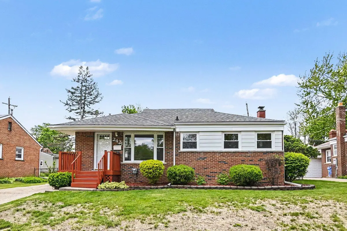 2421 Barstow Road, Lansing, MI 48906 - #1