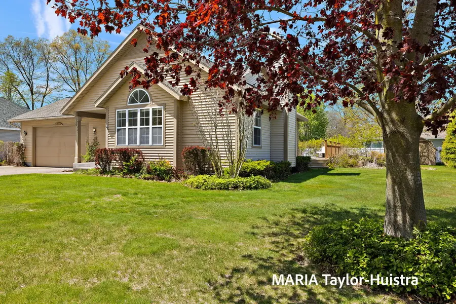 3689 Whispering Woods Drive, Muskegon, MI 49444 - #3