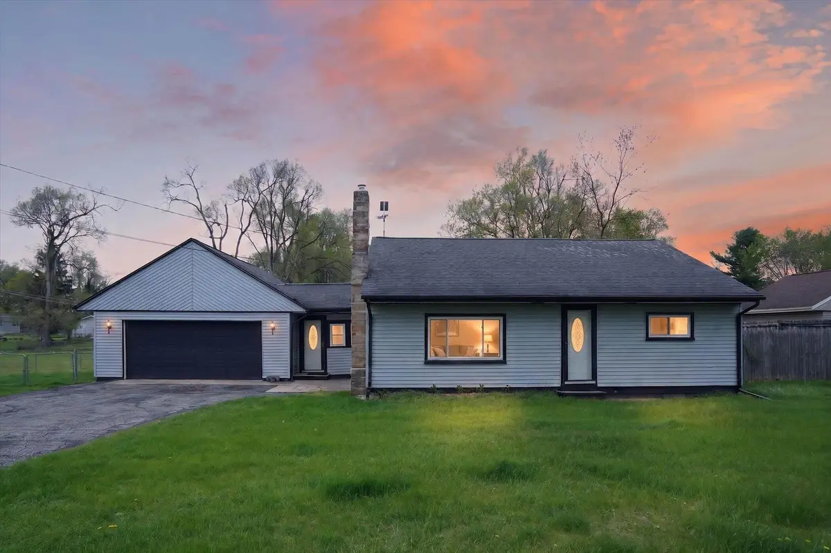 2750 Hamstead Way, Jackson, MI 49201 - #1