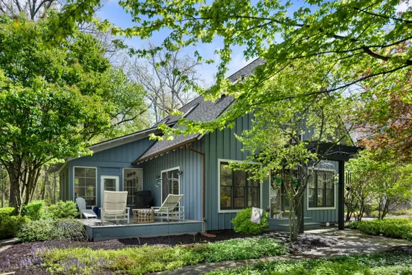 28 Walden Way, New Buffalo, MI 49117