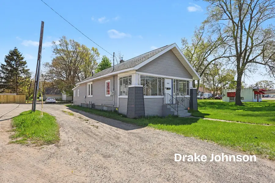 2022 Henry Street, Muskegon, MI 49441 - #2
