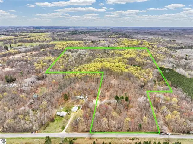 1858 N Kings Highway, Luther, MI 49656 - #1