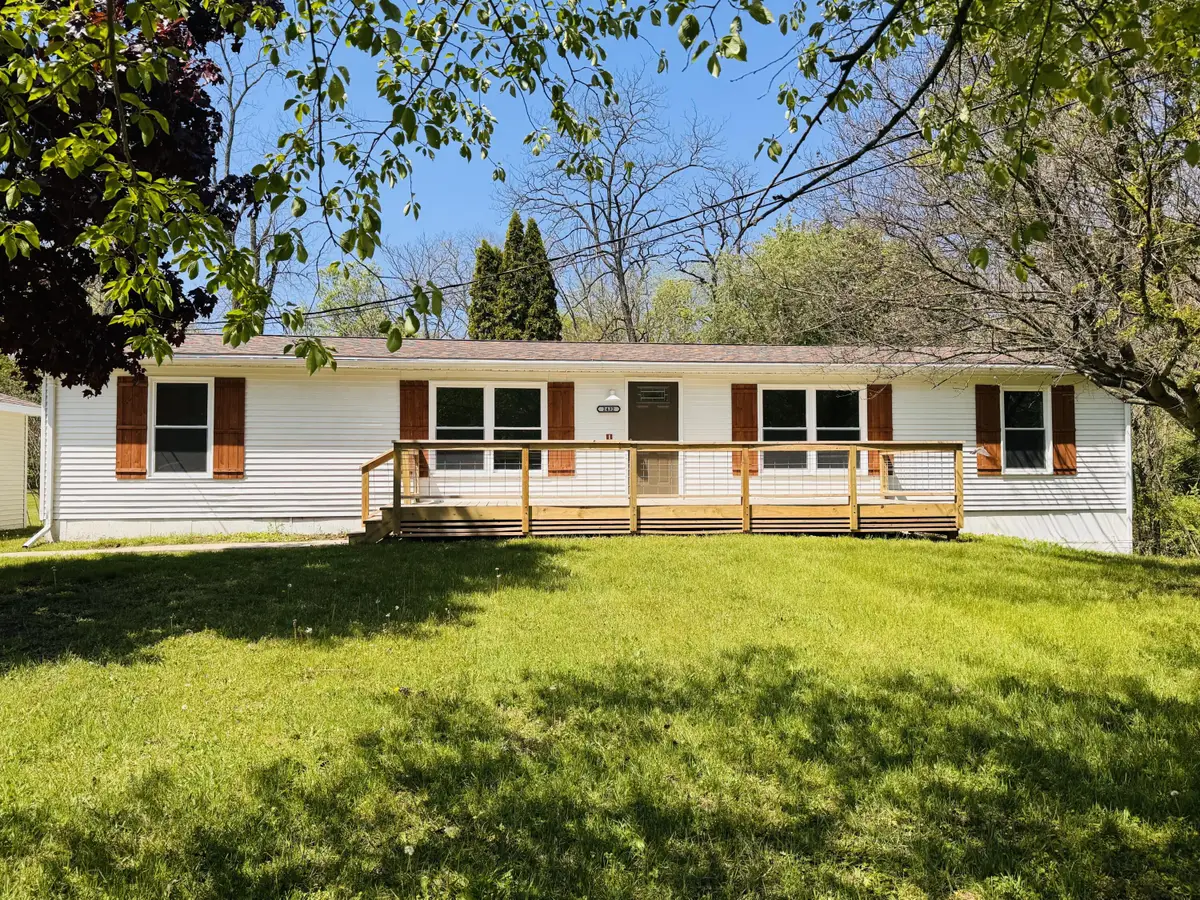 2432 Bond Street, Niles, MI 49120 - #1
