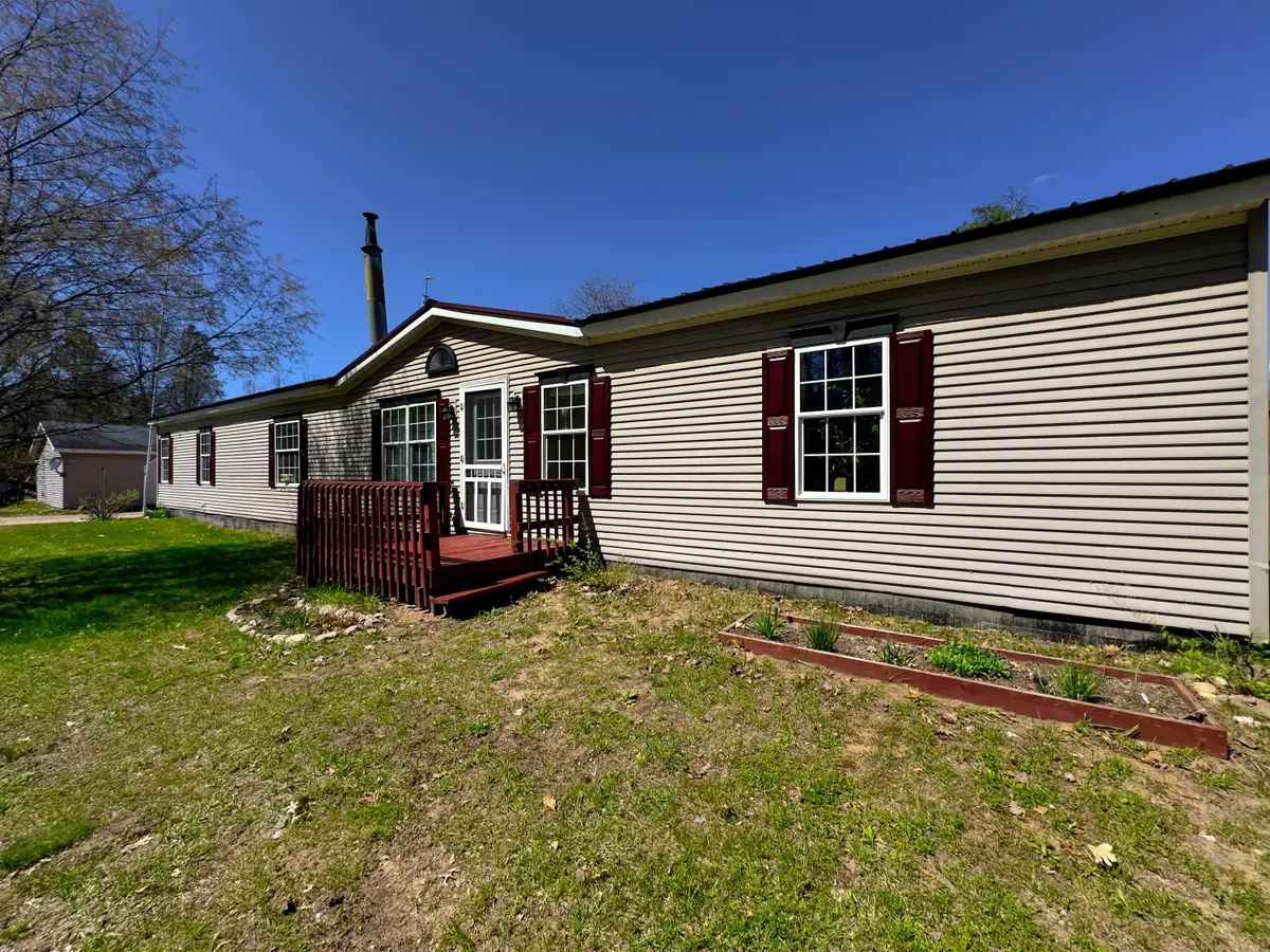 984 W Rose Meadow Drive, Luther, MI 49656 - #1