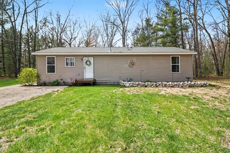 734 Skocelas Road N, Manistee, MI 49660 - #2