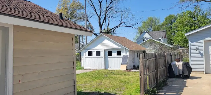 127 E 15th Street, Holland, MI 49423 - #3