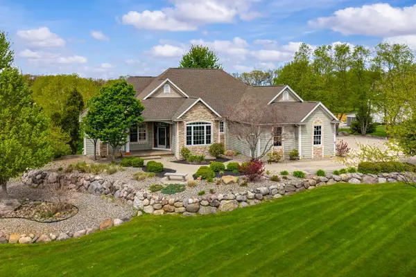 5630 Farallon Drive, Kalamazoo, MI 49009