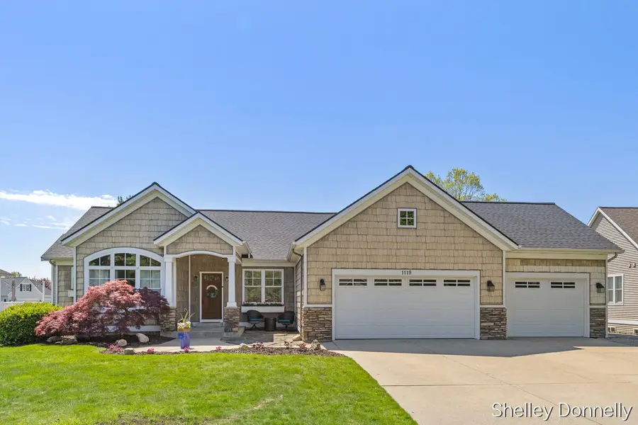 1119 Mid Bluff Drive, Zeeland, MI 49464 - #2
