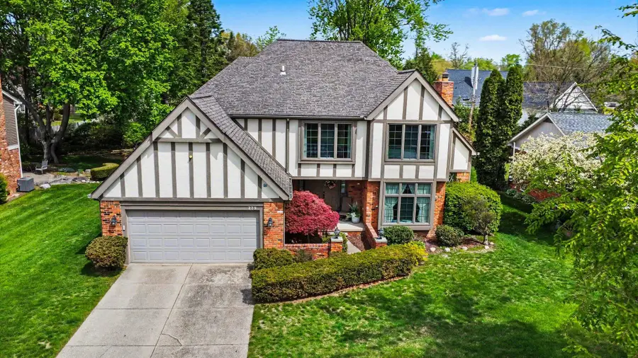 273 Eckford Drive, Troy, MI 48085 - #2