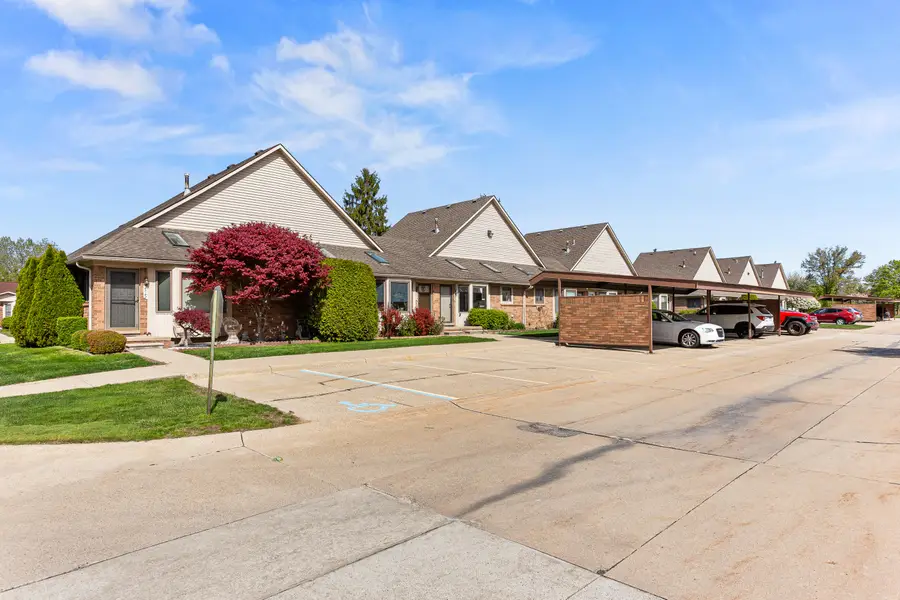 57187 Silver Maple, Washington, MI 48094 - #3