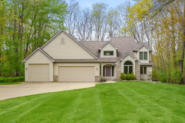 6147 Autumn Ridge, Richland, MI 49083