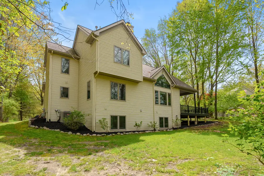 6147 Autumn Ridge, Richland, MI 49083 - #2