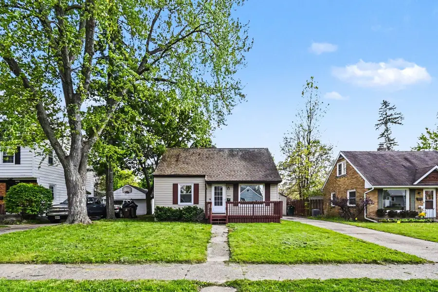 1915 Cooper Avenue, Lansing, MI 48910 - #2