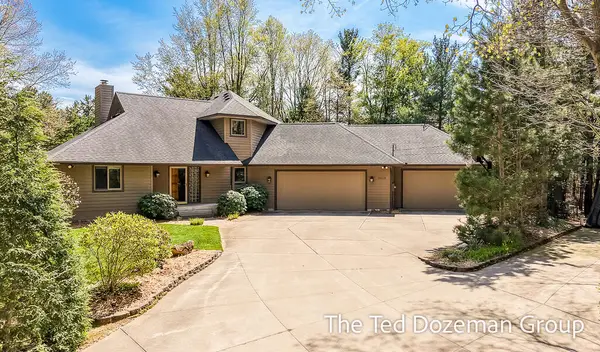 16616 Riley Street, Holland, MI 49424