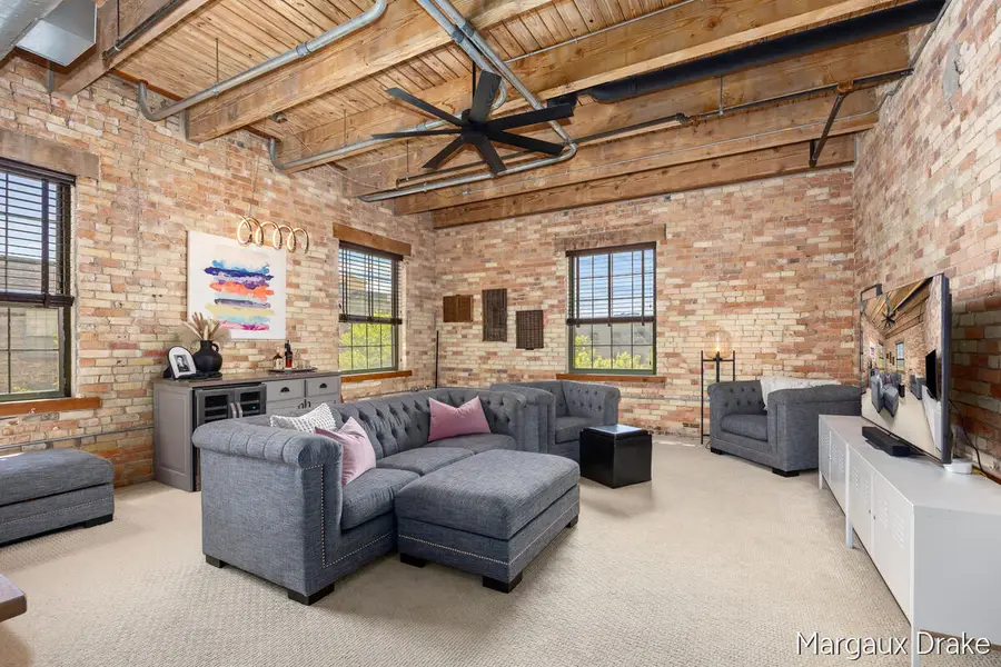 940 Monroe Avenue Nw #552, Grand Rapids, MI 49503 - #2