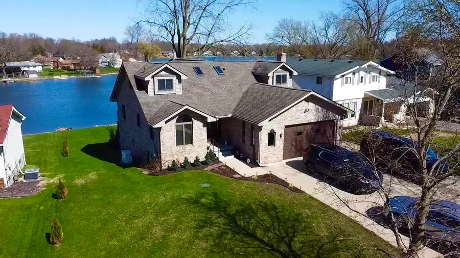 3750 Loch Drive, Highland, MI 48357 - #3