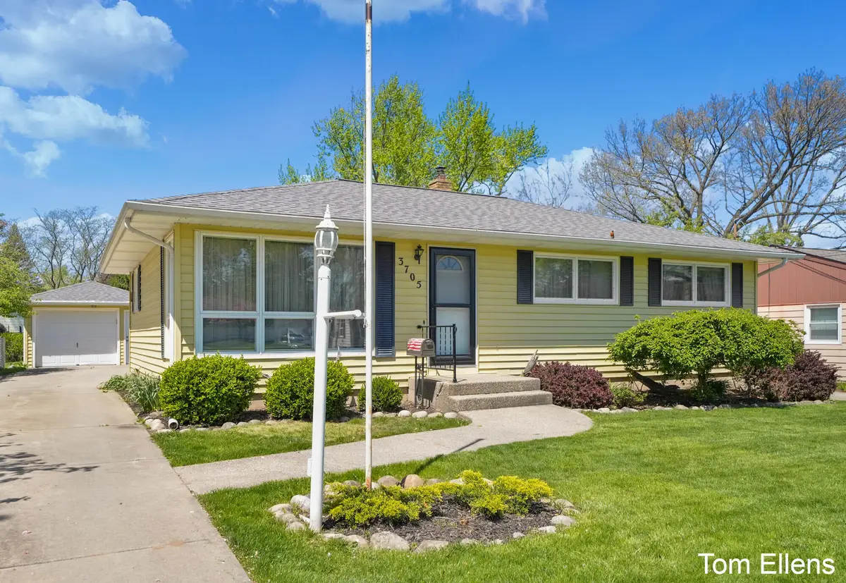 3705 Hazelwood Avenue Sw, Wyoming, MI 49519 - #1