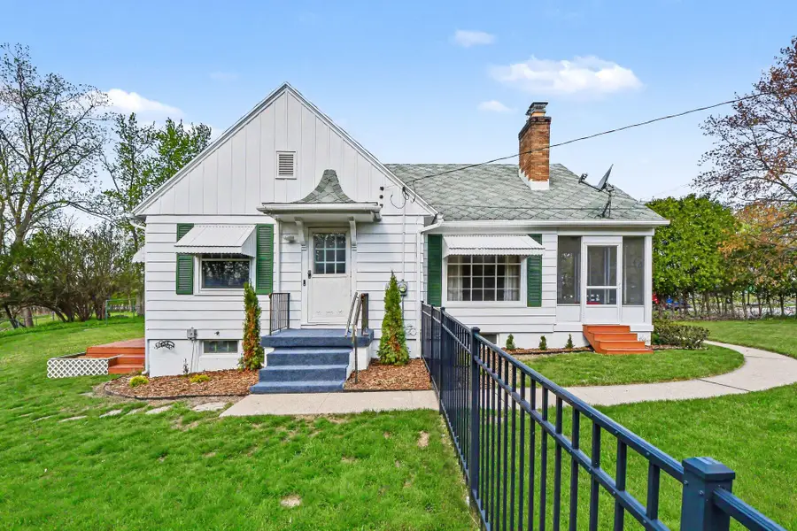 2500 32nd Street Se, Grand Rapids, MI 49512 - #2