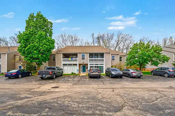 3101 Poplar Creek Drive Se #302, Grand Rapids, MI 49512