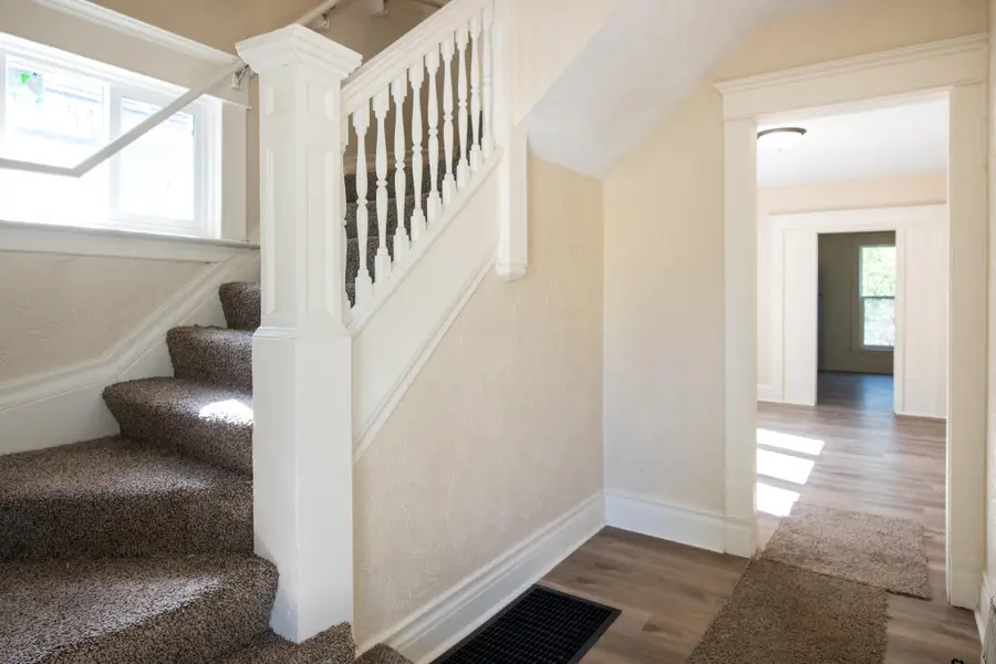 116 E Clay Street, Kalamazoo, MI 49007 - #2