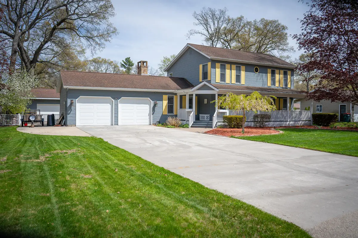 1086 Ivanhoe Drive, Muskegon, MI 49445 - #1