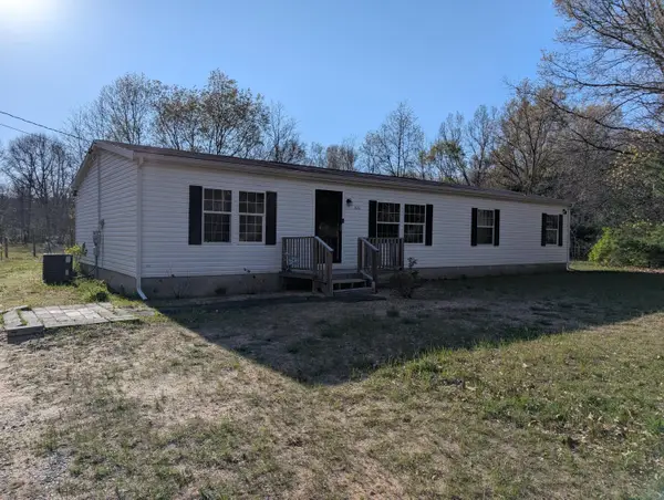626 W River Road, Muskegon, MI 49445