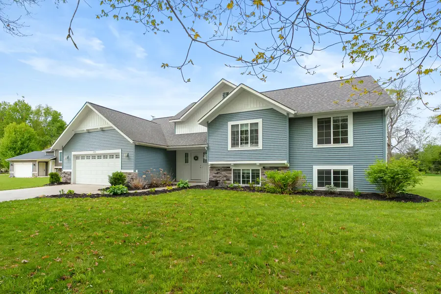 1946 Cygnet Drive, Otsego, MI 49078 - #2
