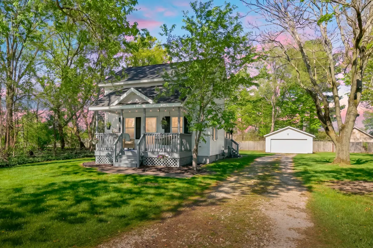 115 E Maple Street, Plainwell, MI 49080 - #1