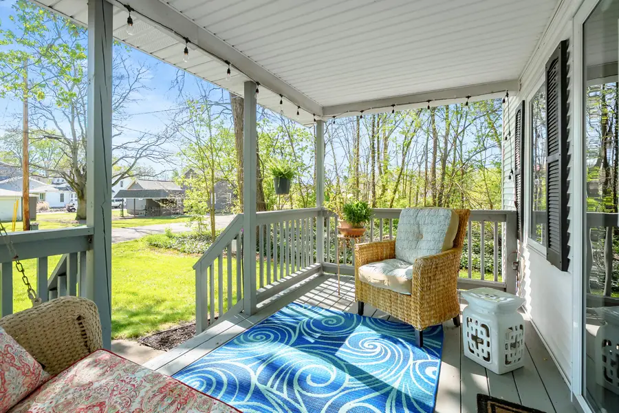 115 E Maple Street, Plainwell, MI 49080 - #2