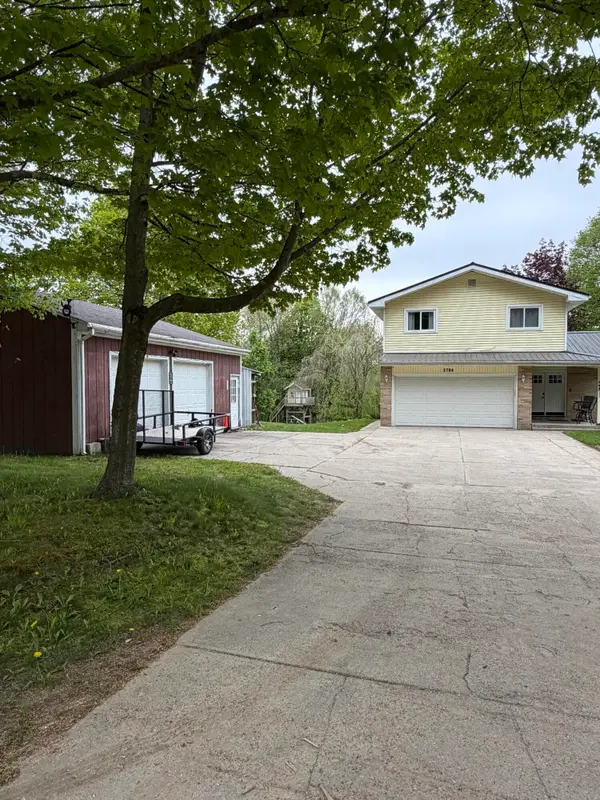 2784 Hillcrest Drive, Ionia, MI 48846