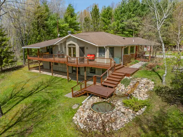 15021 Holly Drive, Thompsonville, MI 49683