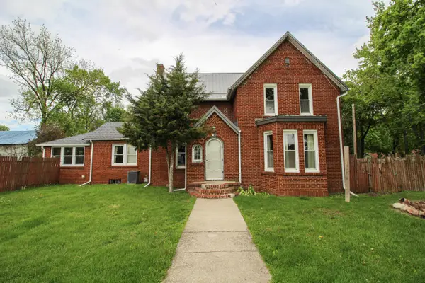 400 W Peck Avenue, White Pigeon, MI 49099