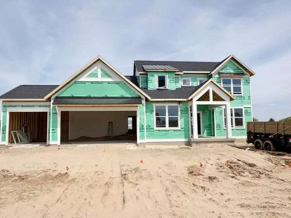 7106 Kettle Dale Avenue Se, Alto, MI 49302