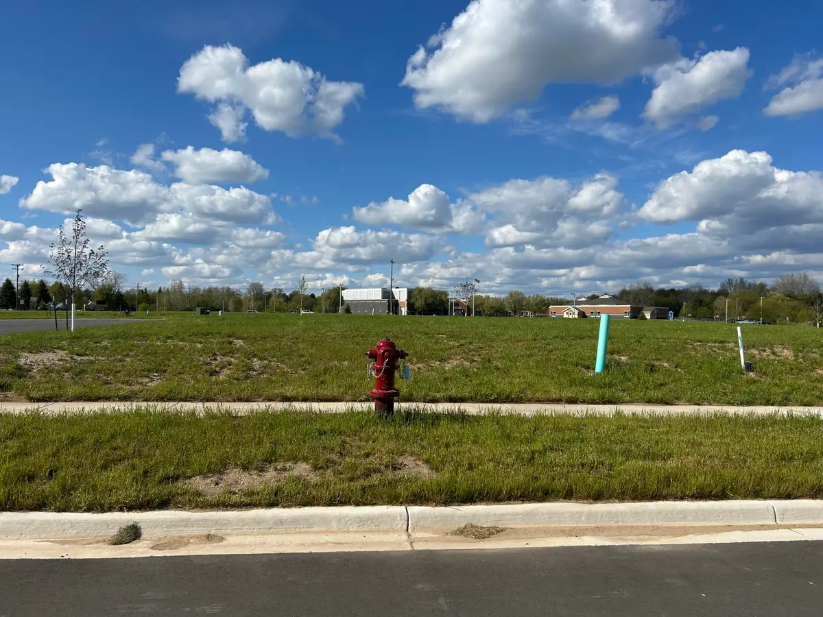 128 N Orchard Avenue, Fremont, MI 49412 - #1