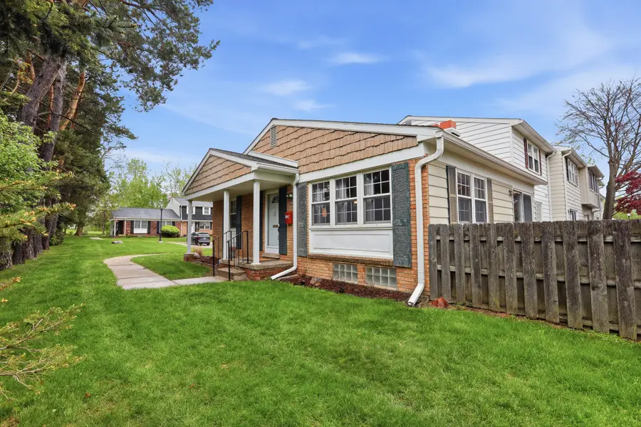 19677 Ironwood Court, Northville, MI 48167 - #2