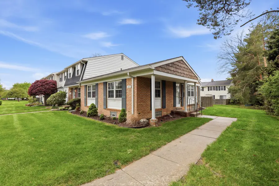 19677 Ironwood Court, Northville, MI 48167 - #3